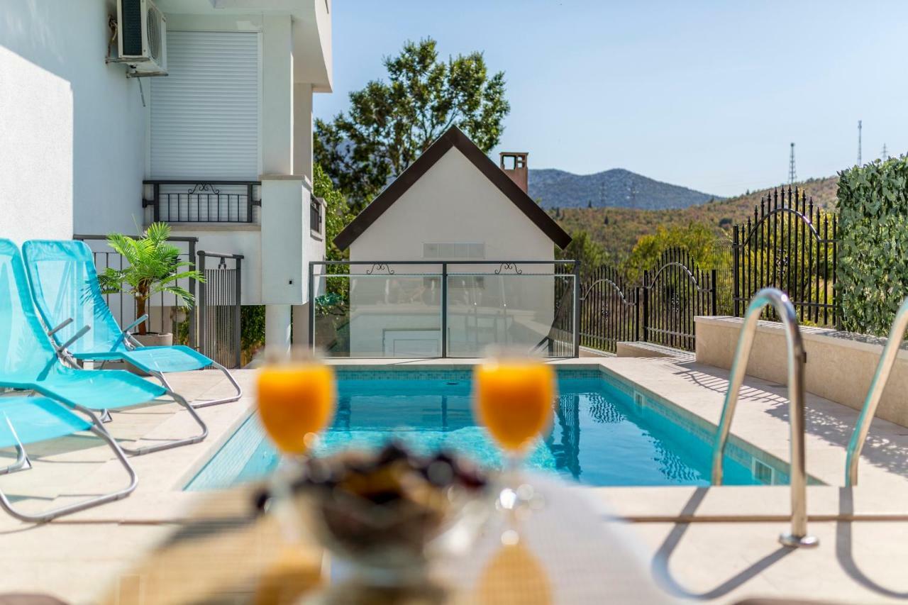 Apartament House Luce With Pool Čisla Zewnętrze zdjęcie