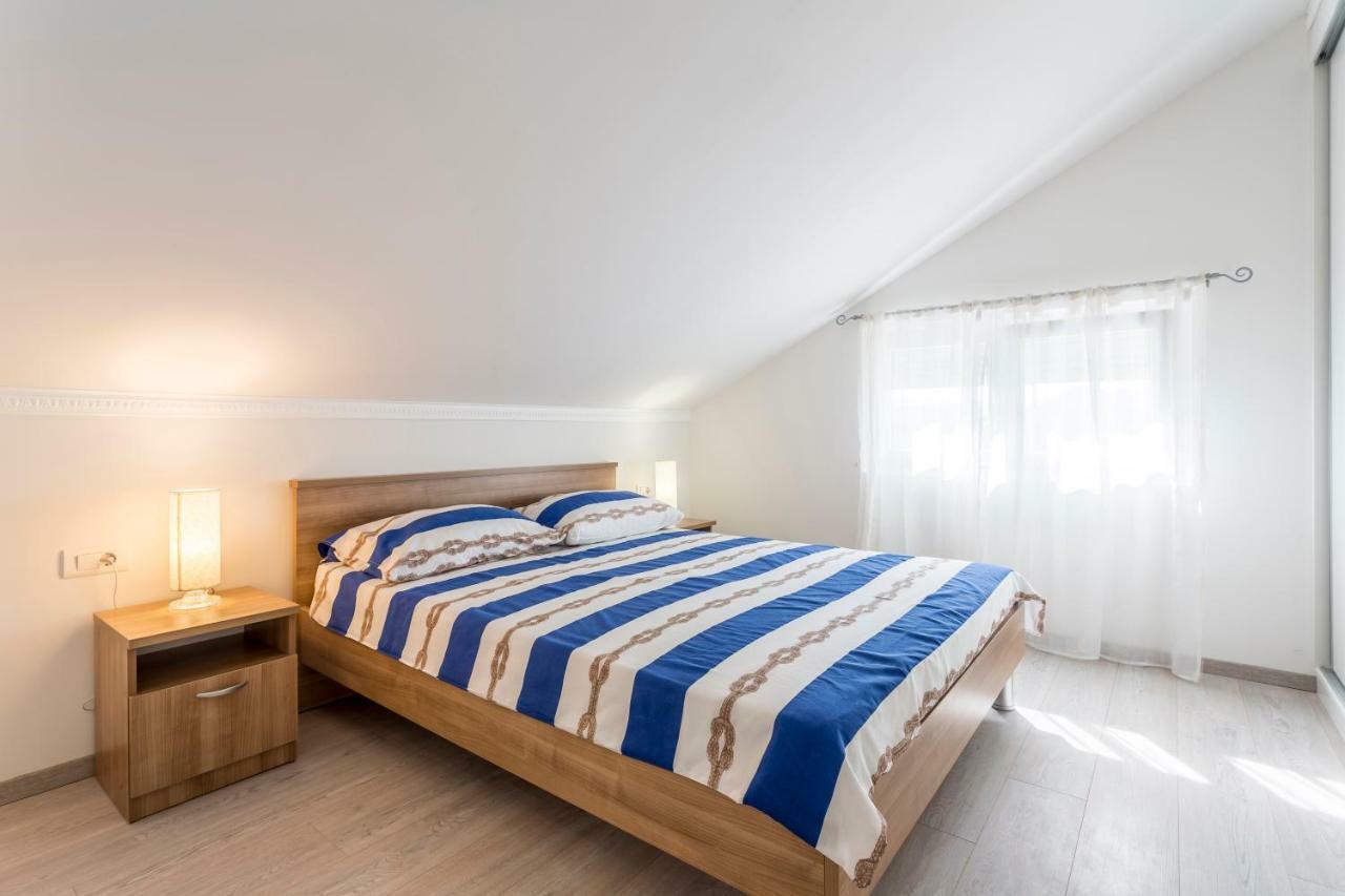 Apartament House Luce With Pool Čisla Zewnętrze zdjęcie